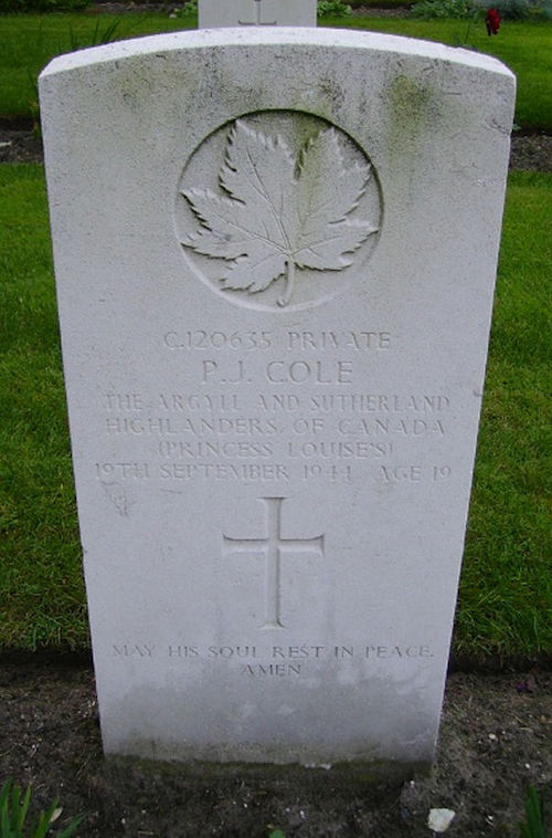 Pte Paul Joseph Cole Gravestone