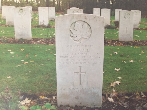 Gravestone Pte Paul Joseph Cole