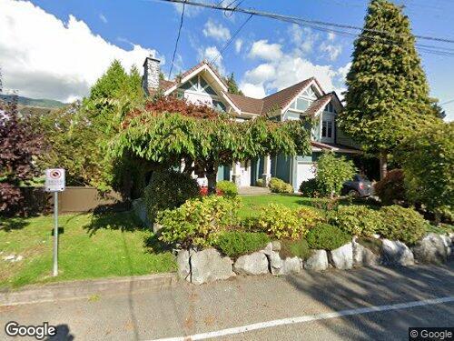 2379 Haywood Avenue Vancouver